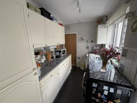 3 bedroom Terraced House for sale in Thornley Street, Burton-On-Trent
