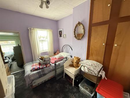 3 bedroom Terraced House for sale in Thornley Street, Burton-On-Trent