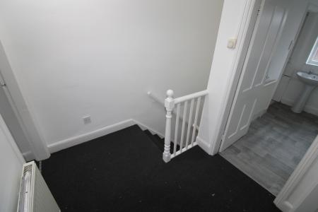 3 bedroom Terraced House to let in Shobnall Road, Staffordshire, Burton upon Trent, DE14
