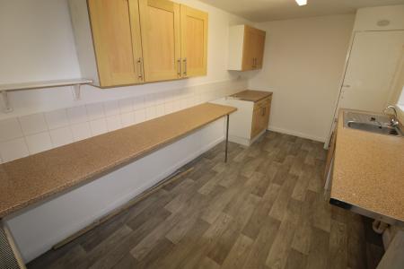 3 bedroom Terraced House to let in Shobnall Road, Staffordshire, Burton upon Trent, DE14