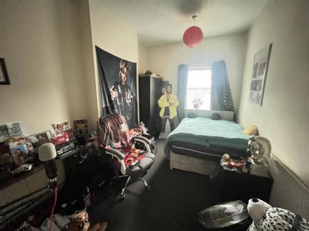 3 bedroom End of terrace house for sale in Shobnall Road, Burton-On-Trent