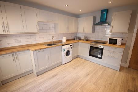 1 bedroom House share to let in Wyggeston Street, Burton upon Trent, DE13