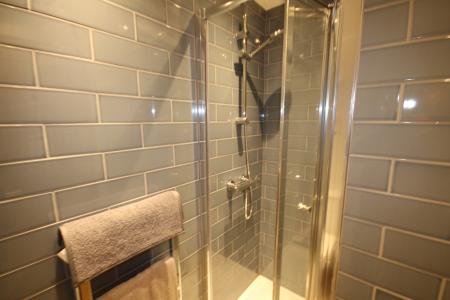 1 bedroom House share to let in Wyggeston Street, Burton upon Trent, DE13