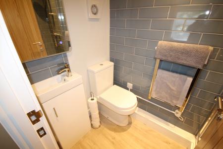 1 bedroom House share to let in Wyggeston Street, Burton upon Trent, DE13