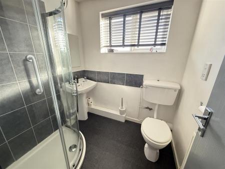 2 bedroom Town house for sale in Barley Close, Burton-On-Trent