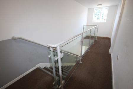 2 bedroom Flat to let in Caxton Court, Staffordshire, Burton upon Trent, DE14