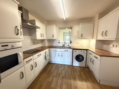 2 bedroom Apartment for sale in All Saints Road, Burton-On-Trent