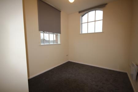2 bedroom Flat to let in Tiger Court, Staffordshire, Burton upon Trent, DE14