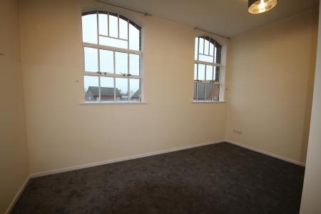 2 bedroom Flat to let in Tiger Court, Staffordshire, Burton upon Trent, DE14