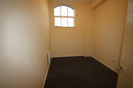 2 bedroom Flat to let in Tiger Court, Staffordshire, Burton upon Trent, DE14