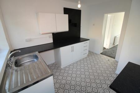 3 bedroom House to let in Ferry Vale Close, Stapenhill, DE15