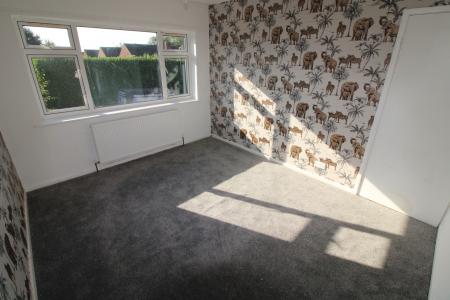 3 bedroom House to let in Ferry Vale Close, Stapenhill, DE15