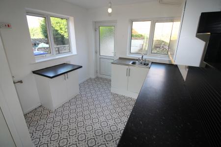 3 bedroom House to let in Ferry Vale Close, Stapenhill, DE15