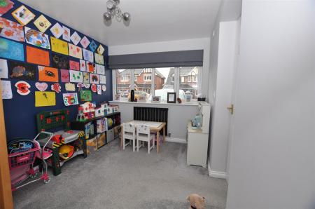 3 bedroom Semi-detached house for sale in Bramling Cross Road, Burton-On-Trent