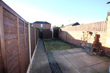 3 bedroom Terraced House to let in Queen Street, Staffordshire, Burton upon Trent, DE14