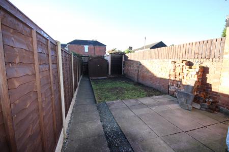 3 bedroom Terraced House to let in Queen Street, Staffordshire, Burton upon Trent, DE14