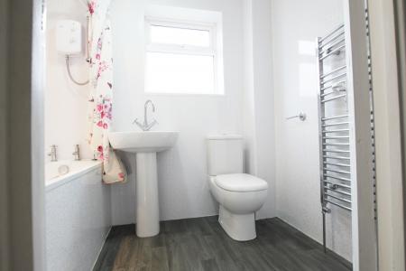 1 bedroom House share to let in Ridgeway Road, Stapenhill, DE15