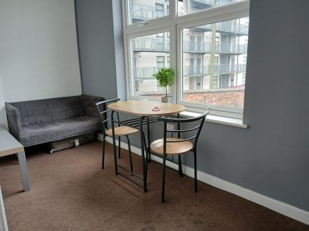 1 bedroom House share to let in Borough Road, Burton upon Trent, DE14