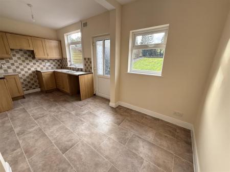 2 bedroom Semi-detached house for sale in Main Street, Tatenhill