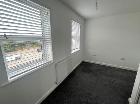 3 bedroom House to let in Shobnall Road, Burton upon Trent, DE14