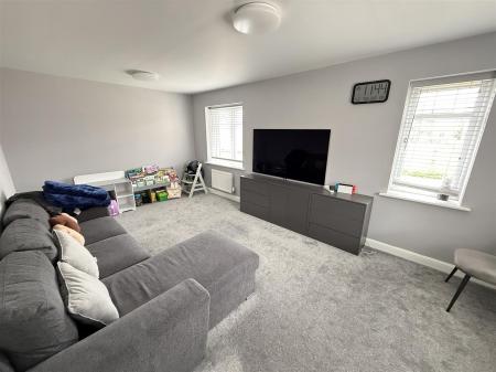 3 bedroom Property for sale in Hill Crest Road, Branston, Near Tatenhill