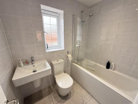 3 bedroom Property for sale in Hill Crest Road, Branston, Near Tatenhill