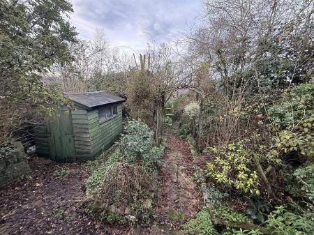 2 bedroom Detached bungalow for sale in Chatsworth Drive, Tutbury