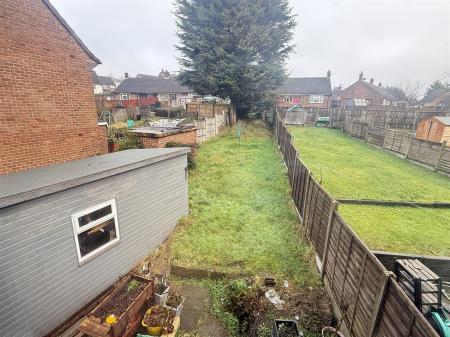 3 bedroom Semi-detached house for sale in Vale Road, Midway, Swadlincote