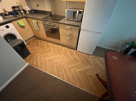 2 bedroom Apartment to let in Tiger Court, Staffordshire, Burton upon Trent, DE14