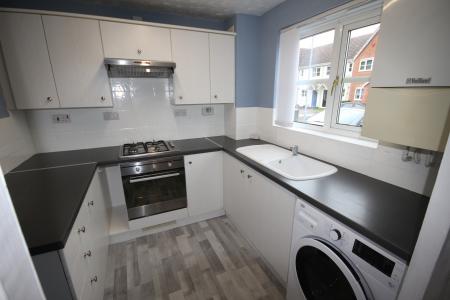 2 bedroom House to let in Caraway Drive, Branston, DE14