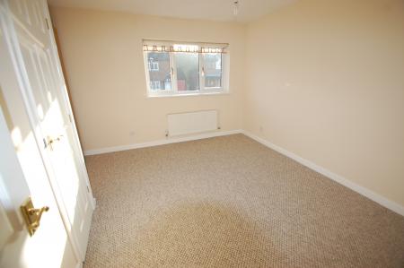 2 bedroom Town house to let in Cedar Road, Swadlincote, Castle Gresley, DE11