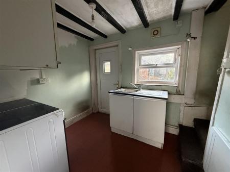 1 bedroom End of terrace house for sale in Common Road, Church Gresley, Swadlincote