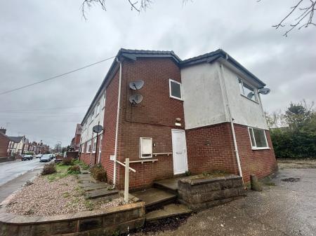 1 bedroom Flat to let in Alexandra Road, Winshill, Burton upon Trent, DE15