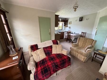 2 bedroom Detached bungalow for sale in Anslow Lane, Rolleston-On-Dove, Burton-On-Trent
