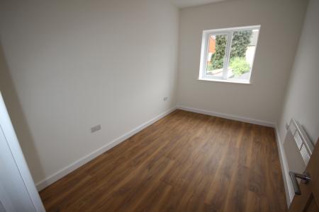 1 bedroom Flat to let in Waterloo Street, Staffordshire, Burton upon Trent, DE14