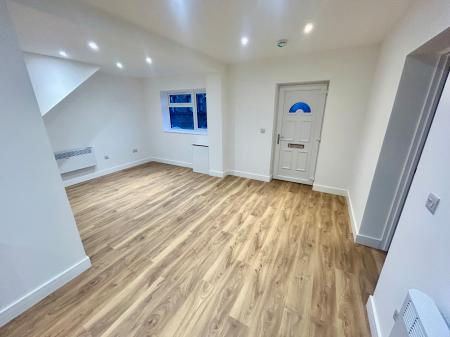 1 bedroom Flat to let in Edward St, Staffordshire, Burton upon Trent, DE14