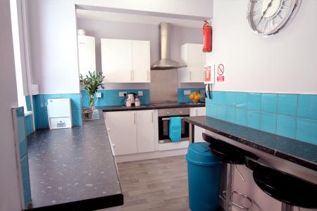 1 bedroom House share to let in Borough Road, Burton upon Trent, DE14