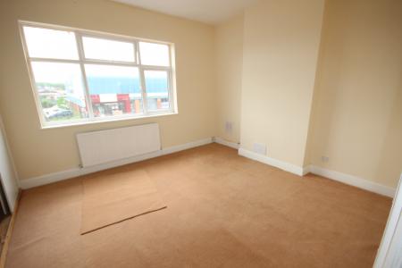 3 bedroom House to let in Derby Road, Staffordshire, Burton upon Trent, DE14