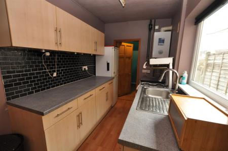 2 bedroom Terraced House for sale in Goodman Street, Burton-On-Trent