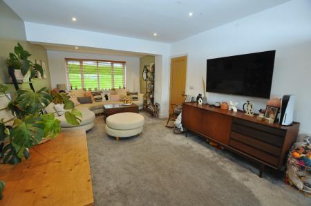 3 bedroom Detached house to let in Dalebrook Road, Burton Upon Trent, Winshill, DE15
