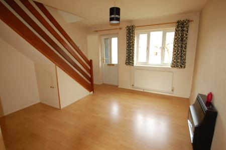 2 bedroom House to let in The Cloisters, Stapenhill, DE15