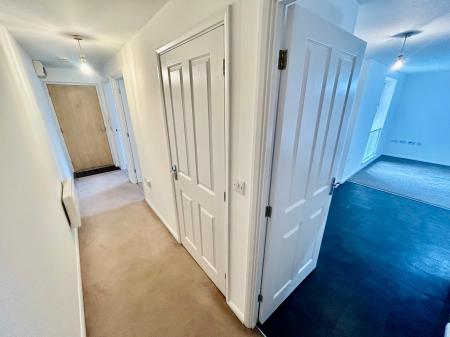 2 bedroom Apartment to let in Tiger Court, Burton upon Trent, DE14