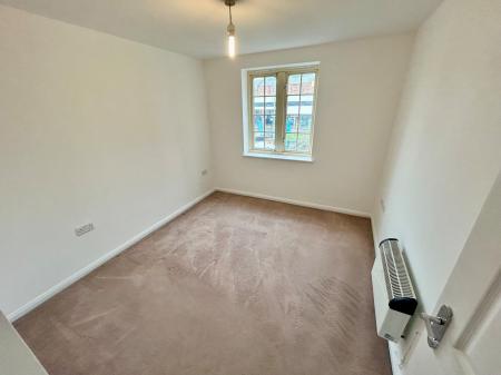 2 bedroom Apartment to let in Tiger Court, Burton upon Trent, DE14