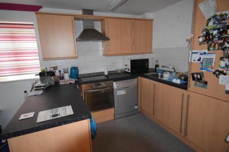 1 bedroom Apartment to let in Grants Yard, Burton upon Trent, DE14
