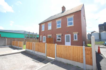 Bass Cottages, Burton upon Trent, DE14