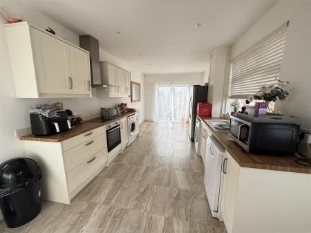 3 bedroom Detached house for sale in Talbot Street, Church Gresley, Swadlincote