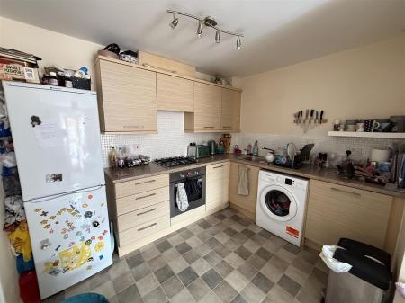 2 bedroom Apartment for sale in Pipers Way, Burton-On-Trent