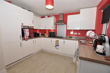 3 bedroom Semi-detached house for sale in Galloway Road, Drakelow, Burton-On-Trent