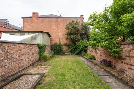 1 bedroom House share to let in Broadway, Derby, DE22