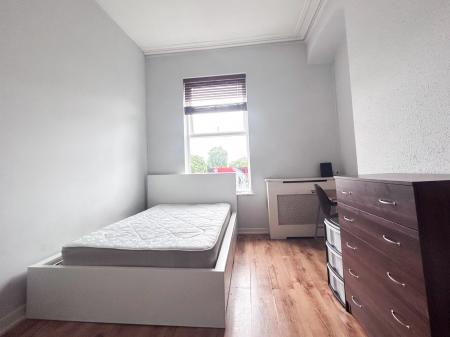 3 bedroom Apartment to let in Duffield Road, Derby, City Centre, DE1